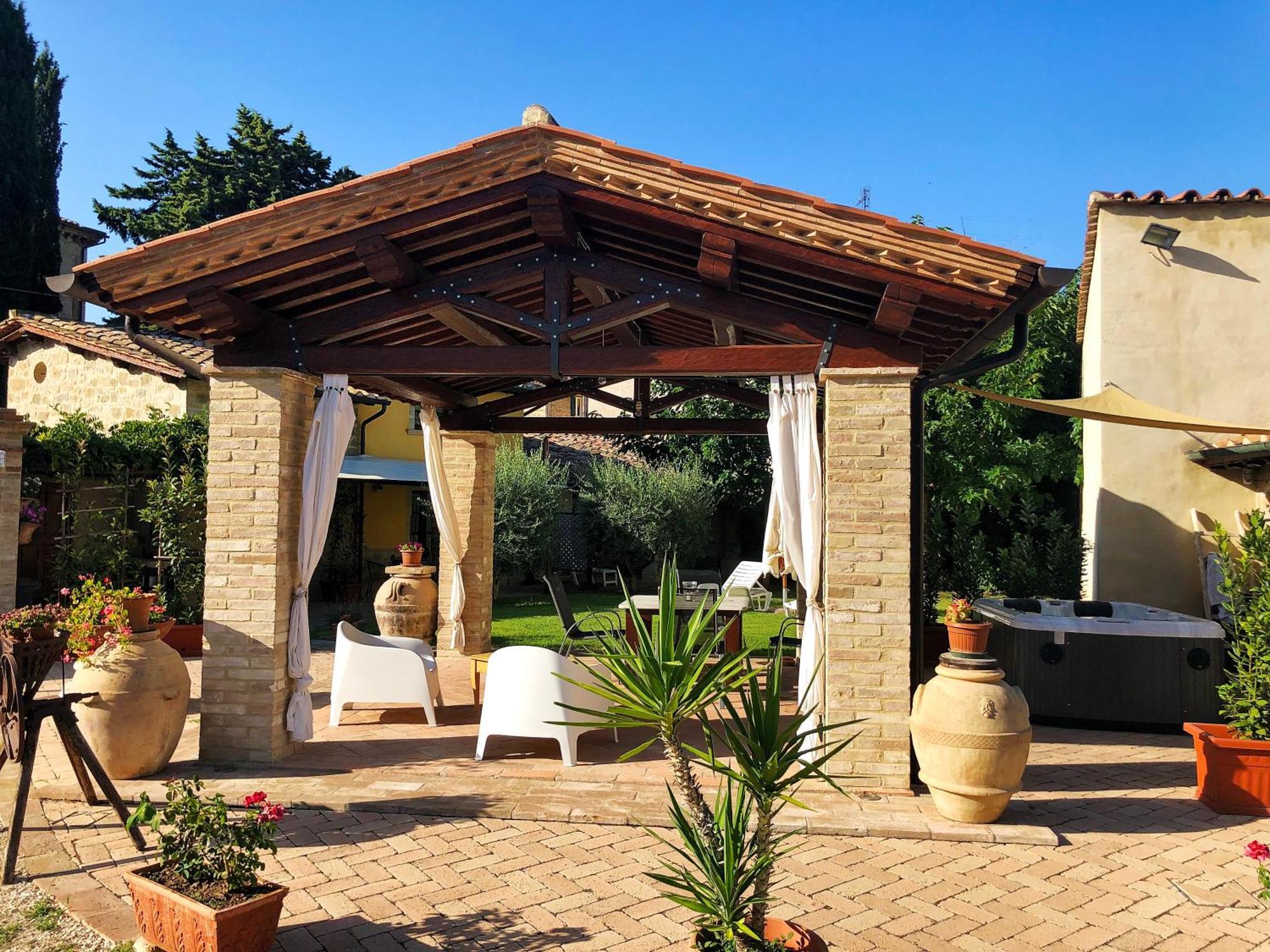 Il Cortile Delle Rose Holiday House Perúgia Exterior foto