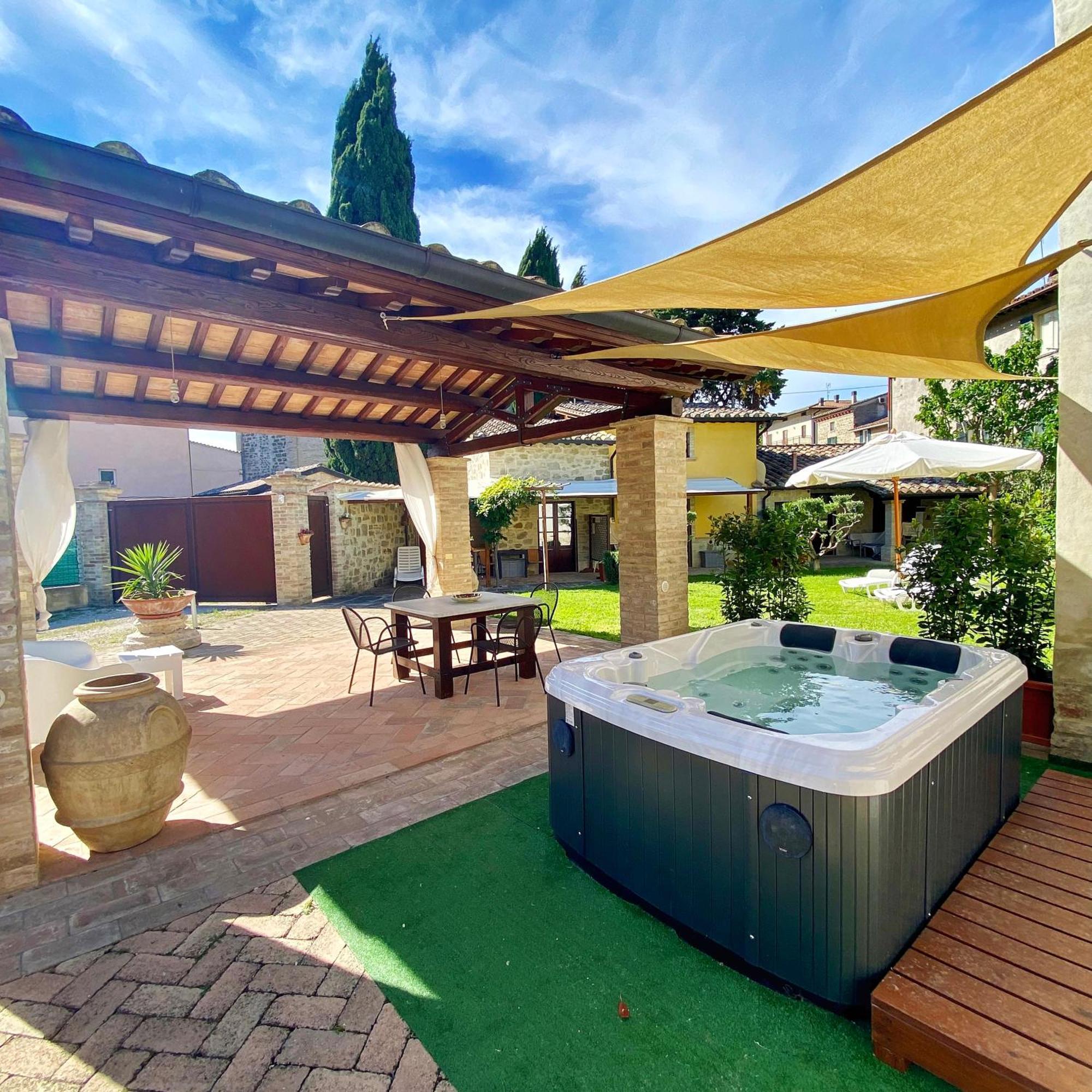 Il Cortile Delle Rose Holiday House Perúgia Exterior foto