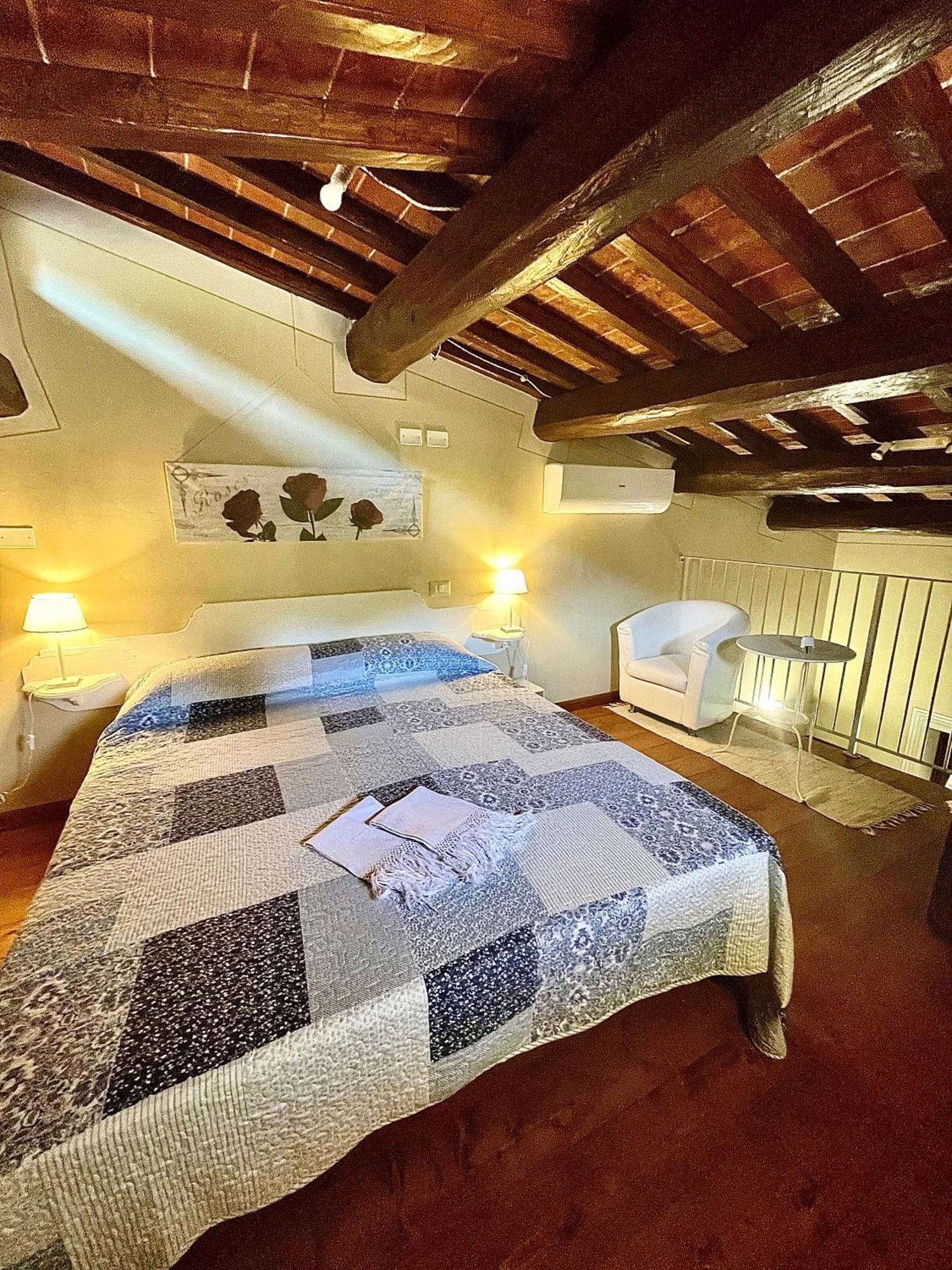 Il Cortile Delle Rose Holiday House Perúgia Exterior foto