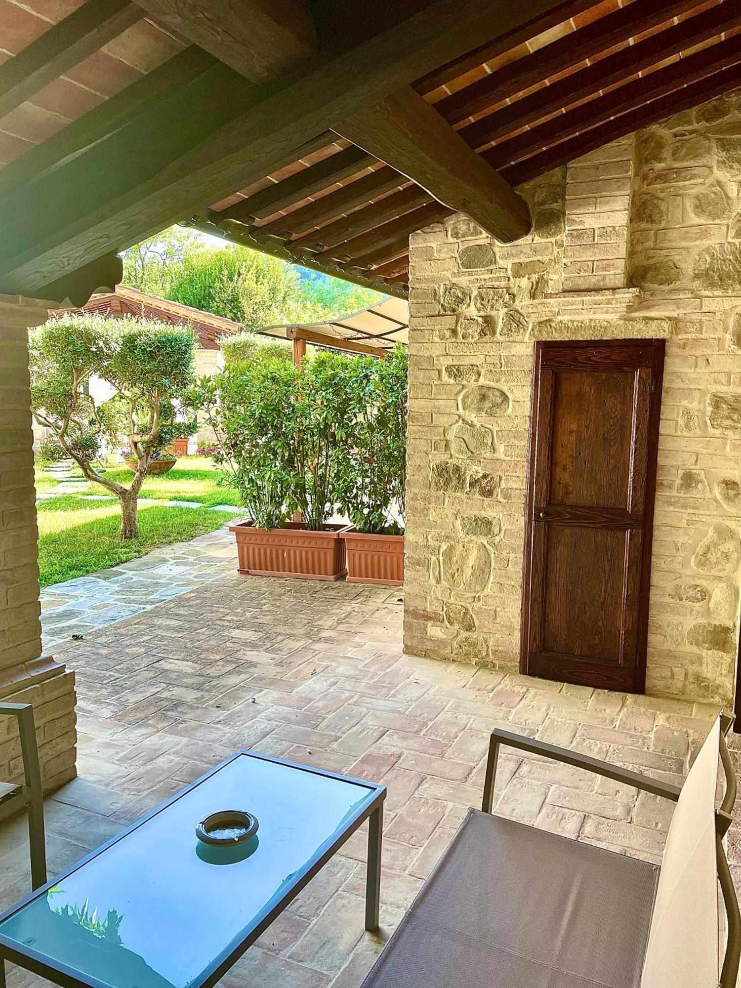 Il Cortile Delle Rose Holiday House Perúgia Exterior foto