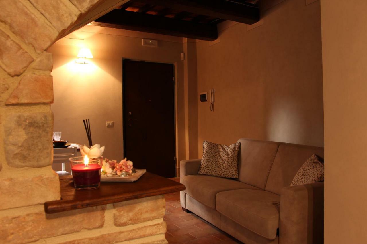 Il Cortile Delle Rose Holiday House Perúgia Exterior foto
