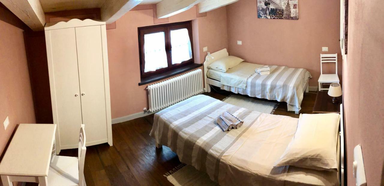 Il Cortile Delle Rose Holiday House Perúgia Exterior foto