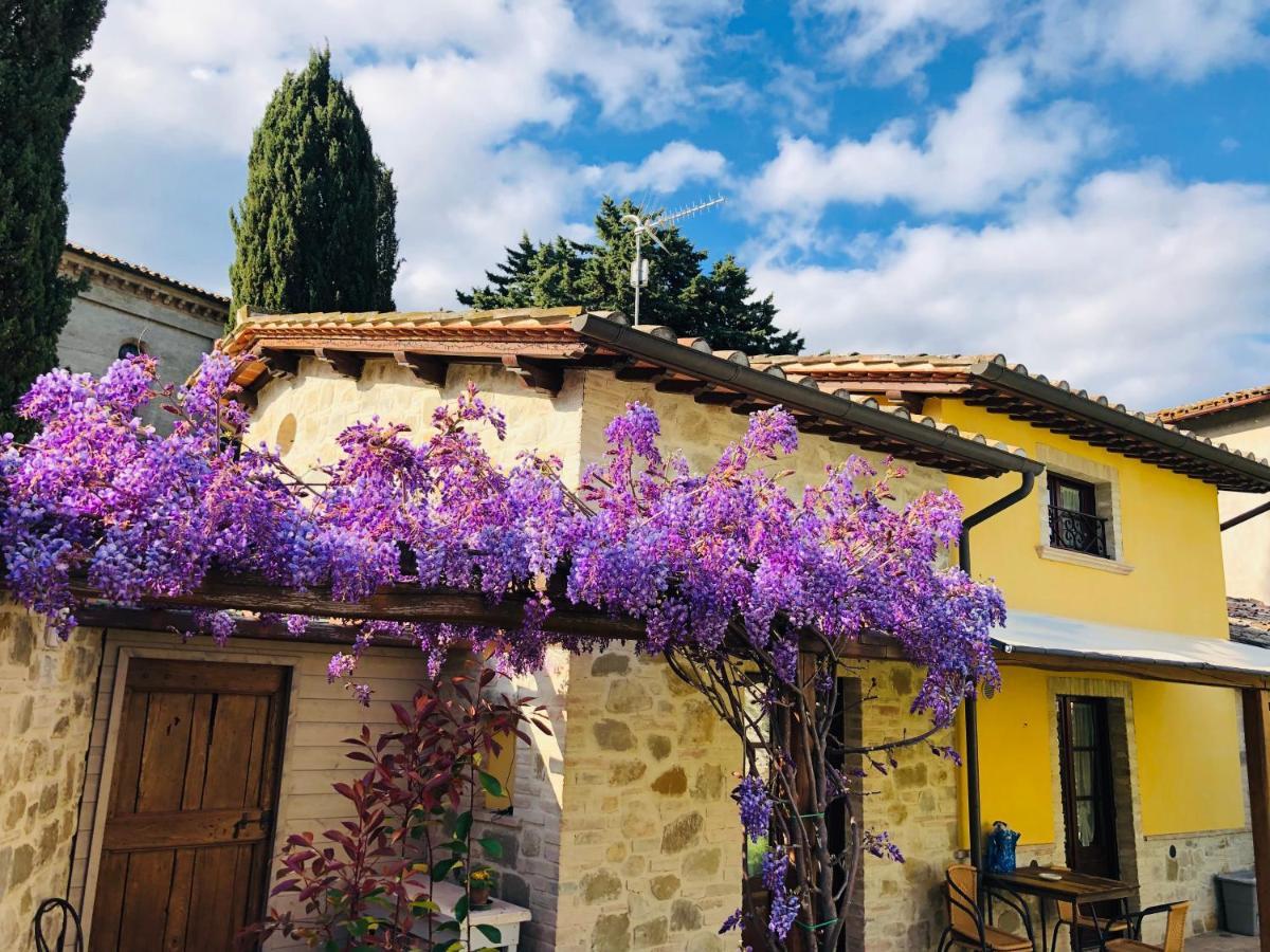 Il Cortile Delle Rose Holiday House Perúgia Exterior foto